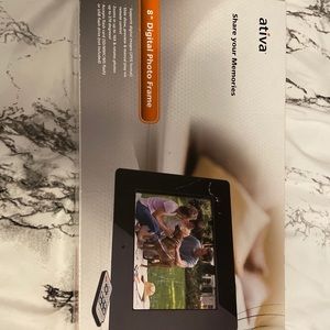 Ativa 8” digital photo frame